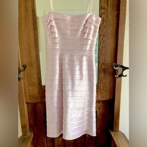 BCBG MaxAzria Cocktail Dress- Pale Pink - Knee Length (Size 6)